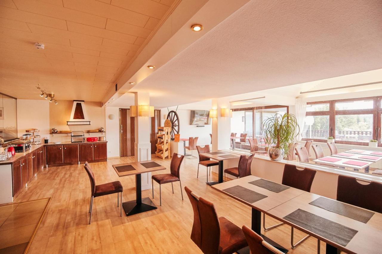 Hotel Parc Ferme 3*